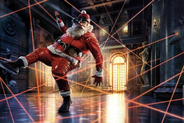 santa-claus-crossing-lasers-silently-t2